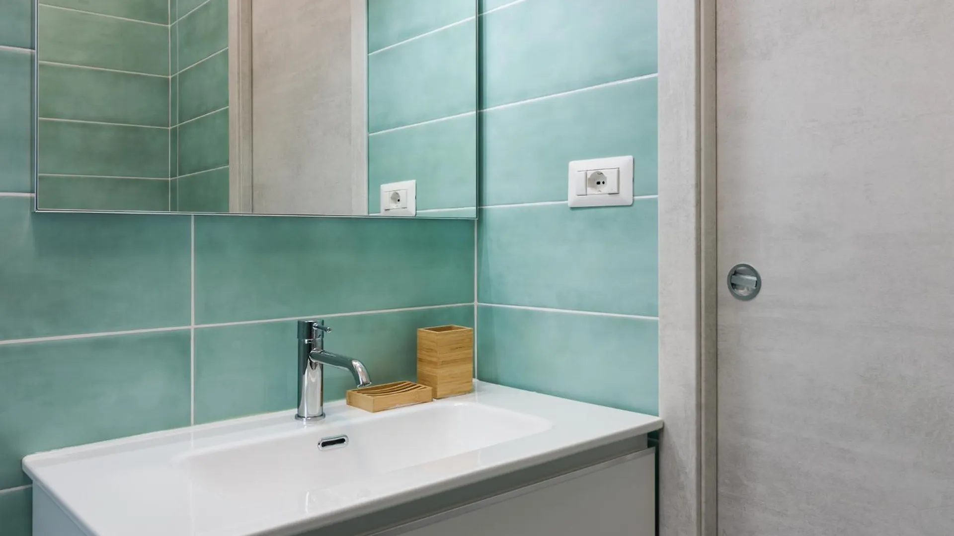 Apartment Gioia Suite - Sopra La Metro Sondrio Milan
